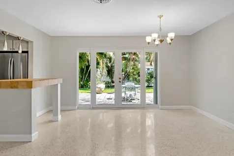 1911 NE 27th Street Lighthouse Point FL 33064
