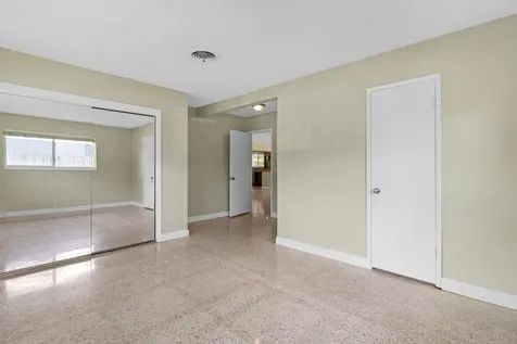 1911 NE 27th Street Lighthouse Point FL 33064
