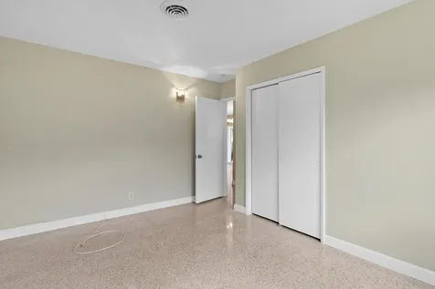 1911 NE 27th Street Lighthouse Point FL 33064