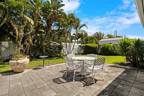 1911 NE 27th Street Lighthouse Point FL 33064