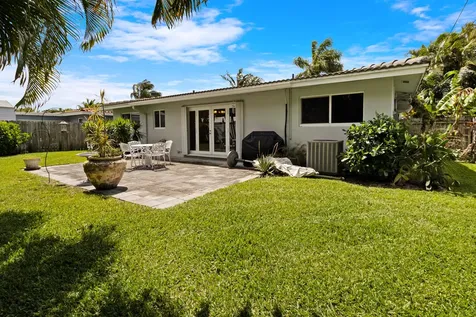 1911 NE 27th Street Lighthouse Point FL 33064