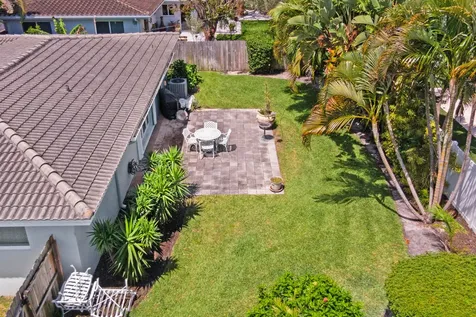 1911 NE 27th Street Lighthouse Point FL 33064