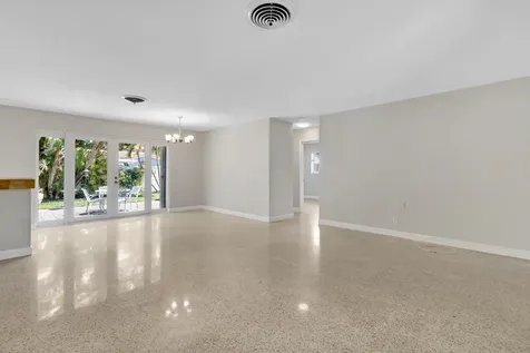 1911 NE 27th Street Lighthouse Point FL 33064