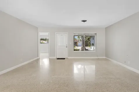 1911 NE 27th Street Lighthouse Point FL 33064