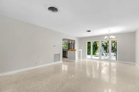 1911 NE 27th Street Lighthouse Point FL 33064