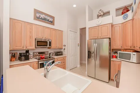 7966 Poppy Hills Lane Port St Lucie FL 34986