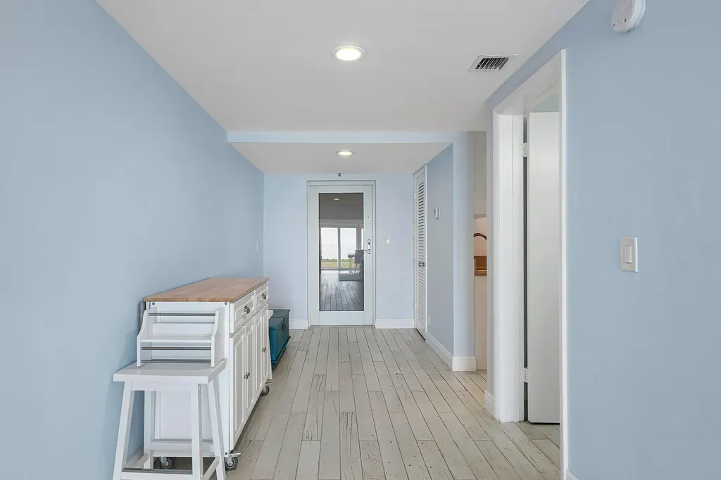 2909 S Ocean Boulevard Highland Beach FL 33487