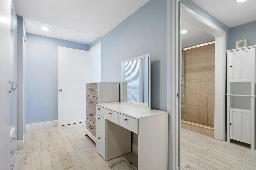 2909 S Ocean Boulevard Highland Beach FL 33487