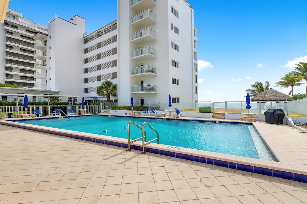 2909 S Ocean Boulevard Highland Beach FL 33487