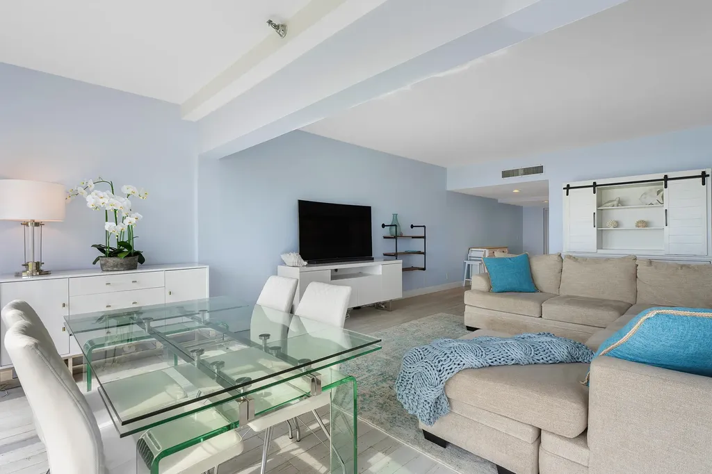 2909 S Ocean Boulevard Highland Beach FL 33487