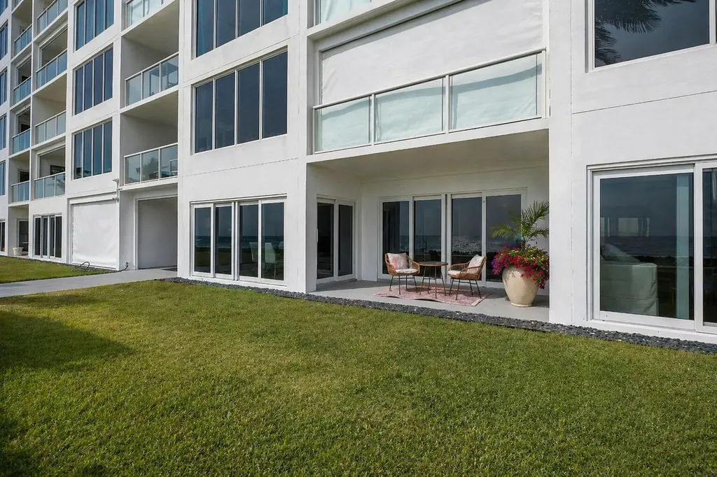 2909 S Ocean Boulevard Highland Beach FL 33487