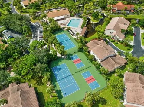 3327 Jog Park Drive Greenacres FL 33467