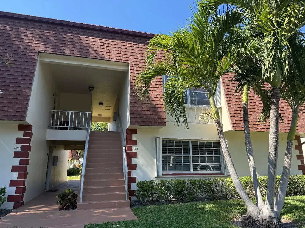 1985 NE 32nd Court Lighthouse Point FL 33064