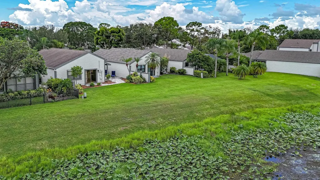 2514 Bedford Mews Drive Wellington FL 33414