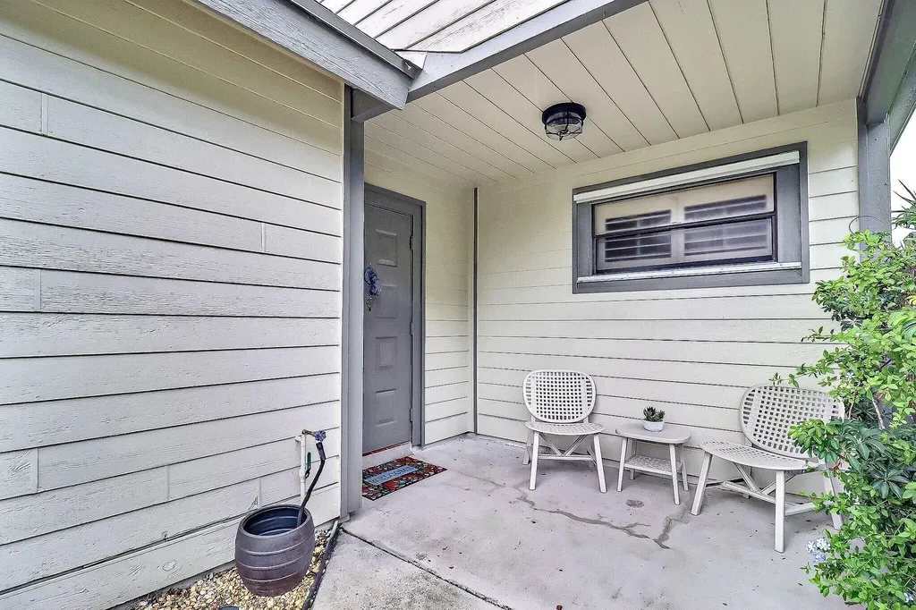 2514 Bedford Mews Drive Wellington FL 33414
