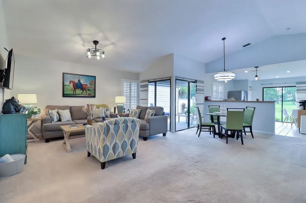 2514 Bedford Mews Drive Wellington FL 33414