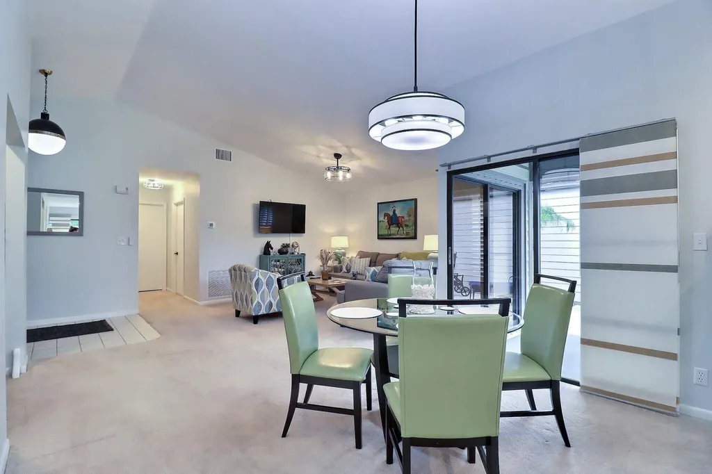 2514 Bedford Mews Drive Wellington FL 33414
