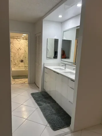 5100 N Ocean Boulevard Lauderdale By The Sea FL 33308
