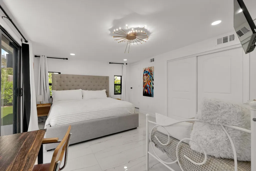 1433 NE 53rd Court Pompano Beach FL 33064