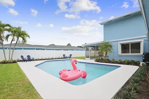 3905 Flag Drive Palm Beach Gardens FL 33410