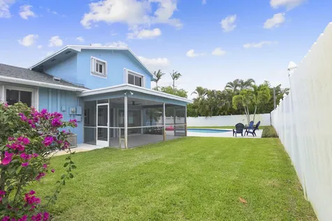 3905 Flag Drive Palm Beach Gardens FL 33410