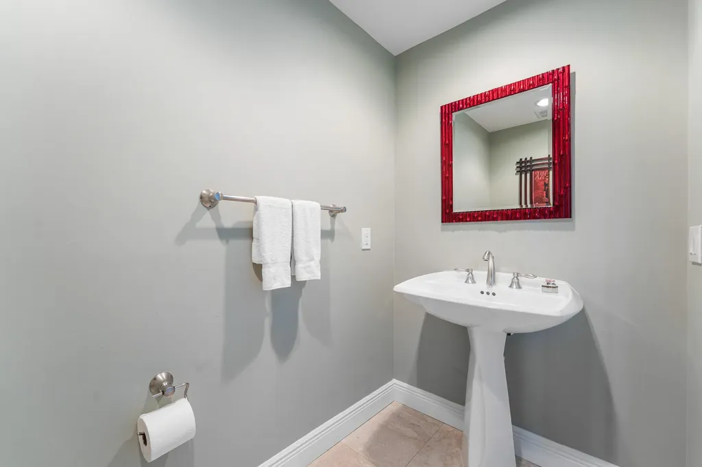 6000 Island Boulevard Aventura FL 33160