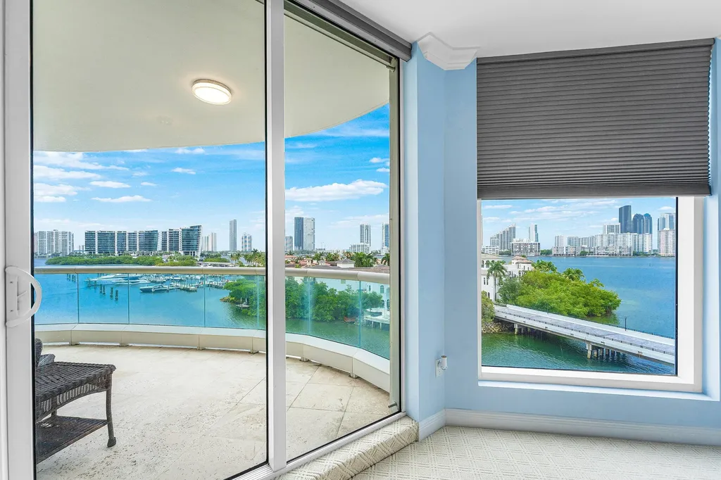 6000 Island Boulevard Aventura FL 33160