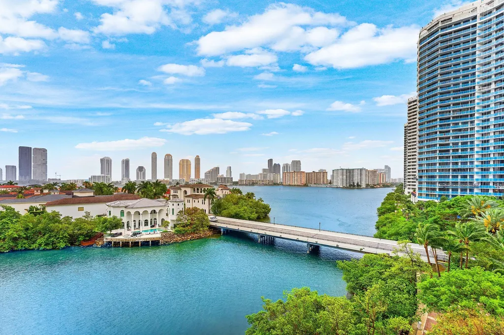 6000 Island Boulevard Aventura FL 33160