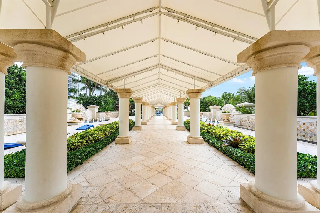 6000 Island Boulevard Aventura FL 33160