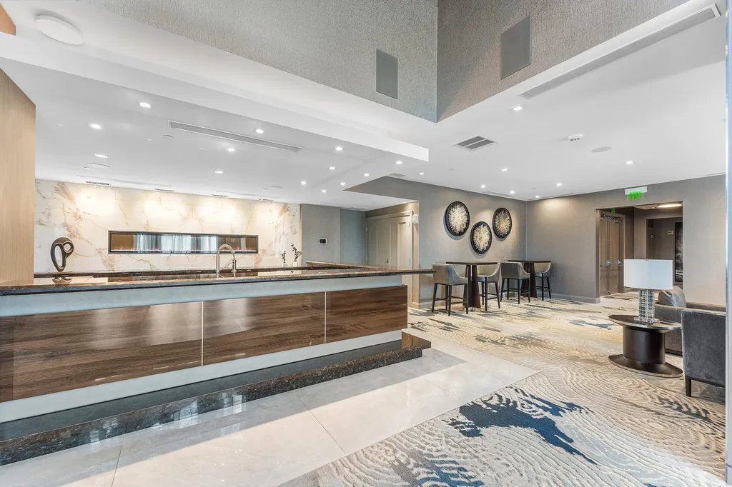 6000 Island Boulevard Aventura FL 33160