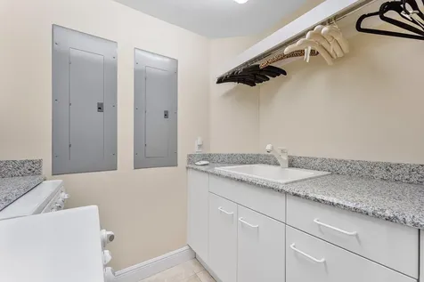 6000 Island Boulevard Aventura FL 33160