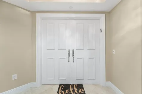 6000 Island Boulevard Aventura FL 33160