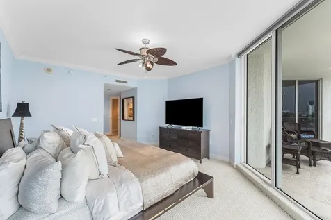 6000 Island Boulevard Aventura FL 33160