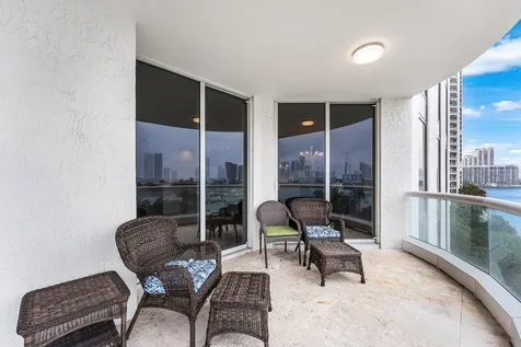 6000 Island Boulevard Aventura FL 33160