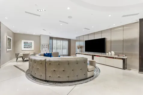 6000 Island Boulevard Aventura FL 33160