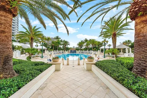 6000 Island Boulevard Aventura FL 33160