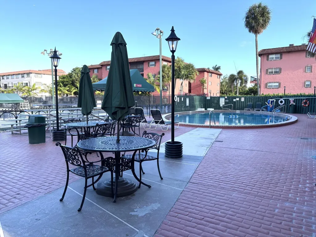 670 Tennis Club Drive Fort Lauderdale FL 33311