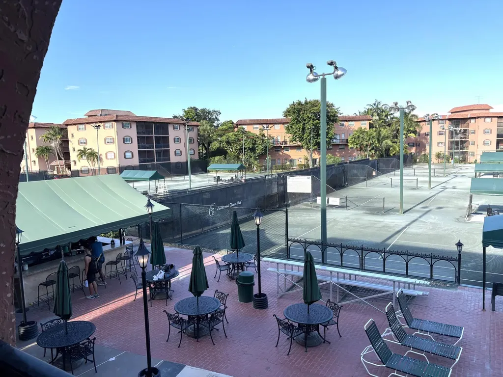 670 Tennis Club Drive Fort Lauderdale FL 33311
