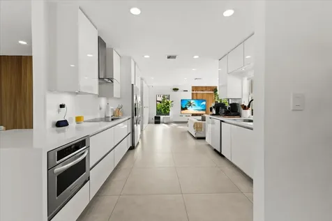 1049 W Palmetto Park Road Boca Raton FL 33486
