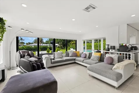 1049 W Palmetto Park Road Boca Raton FL 33486