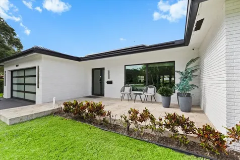 1049 W Palmetto Park Road Boca Raton FL 33486