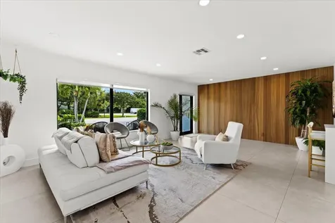 1049 W Palmetto Park Road Boca Raton FL 33486
