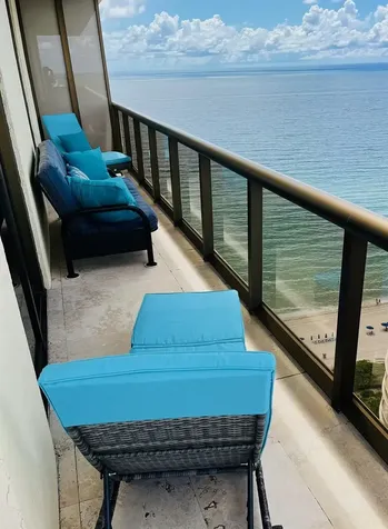 16275 Collins Avenue Sunny Isles Beach FL 33160