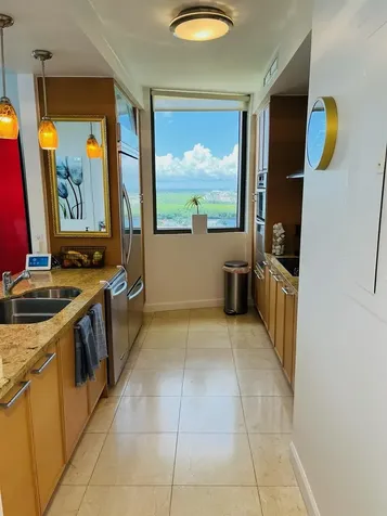 16275 Collins Avenue Sunny Isles Beach FL 33160