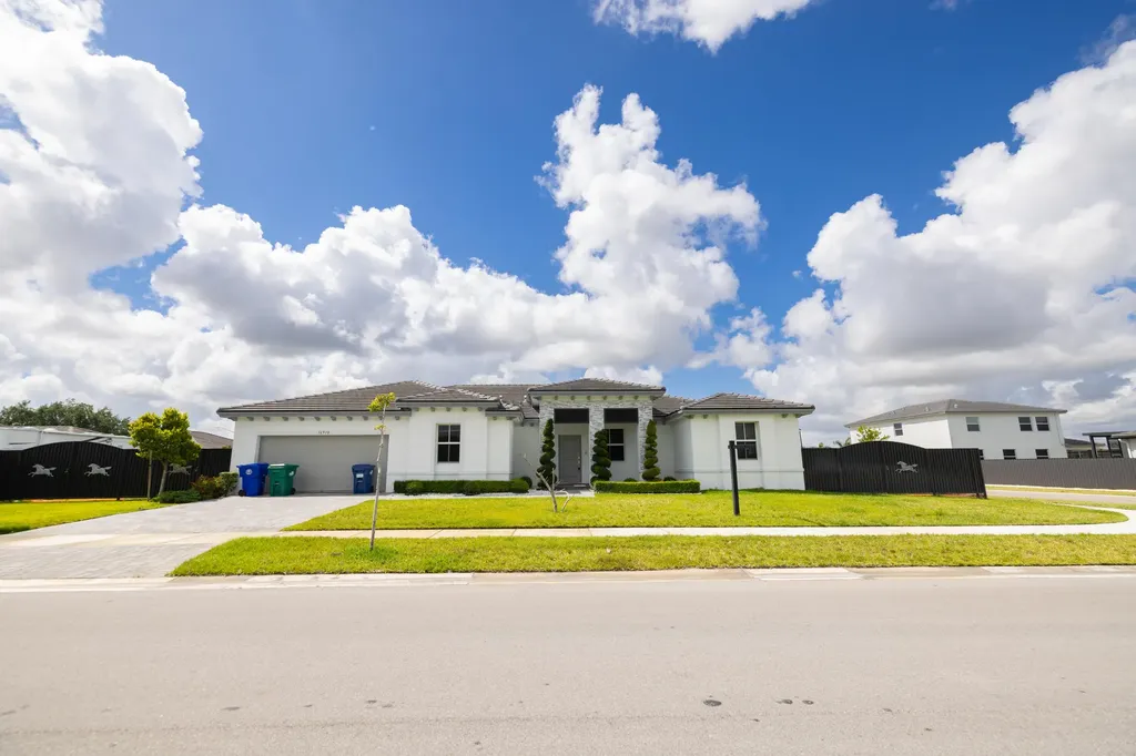 16910 SW 288th Terrace Homestead FL 33030
