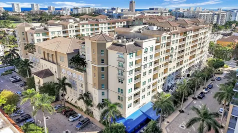 99 SE Mizner Boulevard Boca Raton FL 33432