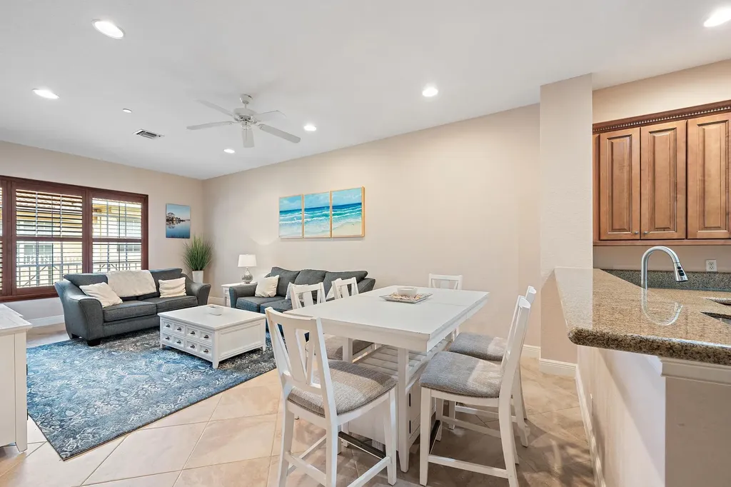 5013 W Vine Cliff Way W Palm Beach Gardens FL 33418