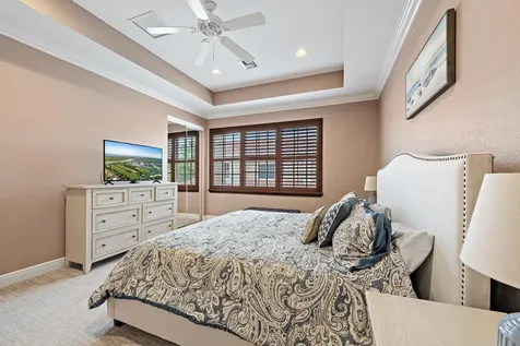 5013 W Vine Cliff Way W Palm Beach Gardens FL 33418
