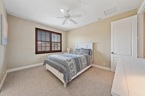 5013 W Vine Cliff Way W Palm Beach Gardens FL 33418