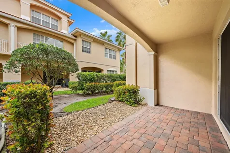 5013 W Vine Cliff Way W Palm Beach Gardens FL 33418